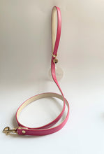 Load image into Gallery viewer, Raspberry Ripple Traditional Leather Lead