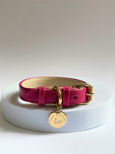 Load image into Gallery viewer, Raspberry Ripple Traditional Dog Collar
